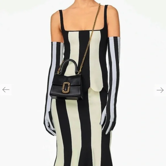 The St Marc Mini Top Handle Bag by Marc Jacobs - Picture 7 of 9